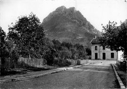 Buis Les Baronnies * La Gare Et Le Rocher St Julien - Buis-les-Baronnies