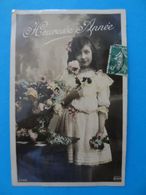 Série 4300 CIRCE CPA De 1910 Enfant Fille Fleurs "Heureuse Année" Brillant - Ritratti