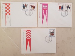 POLOGNE Chevaux, Cheval, Hippisme, Horse, Caballo  Cavaliers, FDC,  3 Enveloppes 1er Jour . Serie Complete 1983 - Pferde