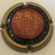 104 - Piper Heidsieck (contour Or Blason Fin) – Reims France (côte 1,5 Euros) - Piper Heidsieck