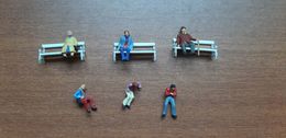 6 Figurines Assises Avec 3 Bancs, Preiser, Echelle HO - Other & Unclassified