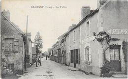 DAMIGNY : La Vallée - édit. Molay - Damigny