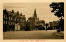 Caudry * Place De L'hôtel De Ville * Commerces Magasins - Caudry