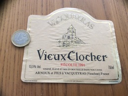 Etiquette Vin «VACQUEYRAS - Vieux Clocher - ARNOUX ET FILS - VACQUEYRAS (84) » - Côtes Du Ventoux