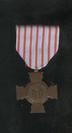 Médaille Croix Du Combattant - Très Bon état , Belle Patine Ancienne ( Lot 7 ) - Frankreich