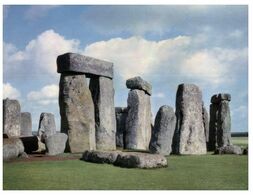 (L 25) England - Grande Bretagne - Stonehenge (looking North-east) - Stonehenge