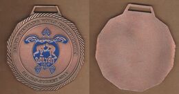 AC - BEACH WRESTLING WORLD CHAMPIONSHIP DALYAN 2017 TURKEY CARETTA - CARETTA MEDAL MEDALLION - Bekleidung, Souvenirs Und Sonstige