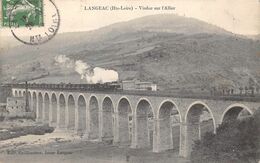 Langeac      43        Pont De Chemin De Fer.Train Et Viaduc Sur L'Allier     (voir Scan) - Langeac