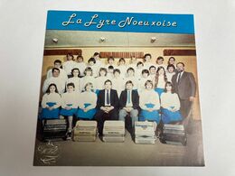 DISQUE VINYL 45 TOURS LA LYRE NOEUXOISE NOEUX LES MINES - Tres Bon Etat - - Religion & Gospel