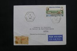 WALLIS ET FUTUNA - Enveloppe En Recommandé De Mata Utu Pour Nouméa En 1964  - L 71914 - Lettres & Documents