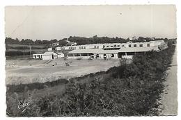 CPSM GUETHARY, LE VILLAGE DU T.C.F., LE TERRAIN DE JEUX ET LA TERRASSE, 9 Cm Sur 14 Cm Environ, PYRENEES ATLANTIQUES 64 - Guethary