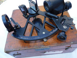 SUPERBE SEXTANT Par LORIEUX LEPETIT POULIN + COFFRET ... MARINE NATIONALE - TYPE 81 - Tout Au Même Numéro #.2394 - Technics & Instruments