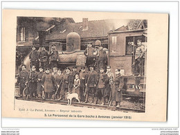 CPA 59 Avesnes La Gare Et Le Train Le Personnel Boche - Avesnes Sur Helpe