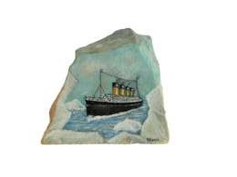 Original Painting Of The Titanic Hand Painted On A Spanish Tosca Stone Paperweight - Decorazione Marittima