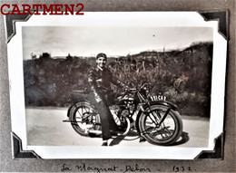 PHOTOGRAPHIE ANCIENNE MOTO LA MAGNAT-DEBON TERROT MOTOCYCLISTE MOTOBIKE 1932 CYCLOMOTEUR ROGNAC - Motorräder