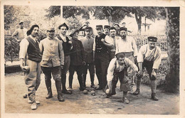 Thème Sport: Pétanque-Jeu De Boules  Militaire . Carte Photo Non Localisée  ( Voir Scan) - Boule/Pétanque