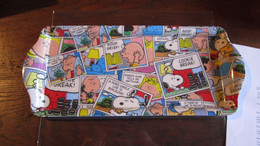 PLATEAU   SNOOPY  PEANUTS - Peanuts