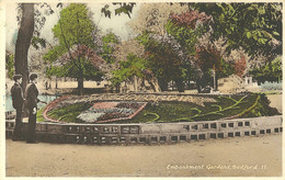 EMBANKMENT GARDENS - BEDFORD - FLORAL DISPLAY - Bedford