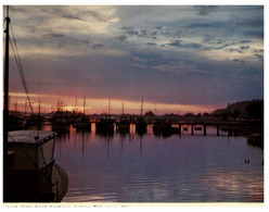 (R 13) Australia - VIC - Lakes Entrance Boat Harbour (W9) - Gippsland