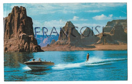 Bullfrog Resort & Marina. Ski Nautique. - Lake Powell