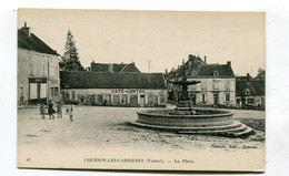 CPA  89  : COURSON LES CARRIERES  La Place    A  VOIR   !!!! - Courson-les-Carrières