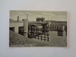 Verkeersweg Afsluitdijk Holland-Friesland. - Den Oever (& Afsluitdijk)