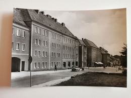 1968..GERMANY..VINTAGE POSTCARD..NIESKY..(OBERLAUSITZ)..ZINZENDORFPLATZ UND KARL-MARX-STRASE - Niesky