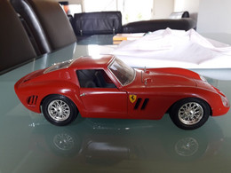 Ferrari GTO Burago 1962 1:18eme Metal - Burago