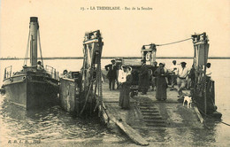 La Tremblade * Bac De La Seudre * Bateau Vapeur * Voiture Automobile Ancienne - La Tremblade