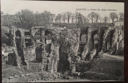 Cpa De 1916, Saintes (17), Voûtes Des Arènes Romaines, éd De La Maison Universelle, écrite - Saintes