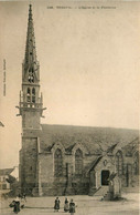 Trégunc * La Place De L'église Et La Fontaine - Trégunc