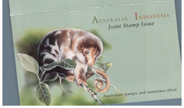 (X 6) Australia - Presentation Pack - Australia, Indonesia - Cuscus (green Pack) - Presentation Packs