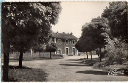 SAINT FARGEAU : La GARE - Saint Fargeau Ponthierry