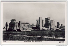STONEHENGE From North-west - Stonehenge