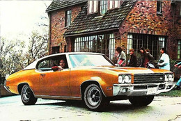 ► BUICK  Coupe  Skylark Sport 1971 - Publicité Automobile Américaine (Litho.U.S.A)   - Roadside View - American Roadside