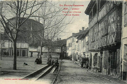 Muret * Rue Et Place De L'église - Muret