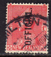 NEW ZEALAND NUOVA ZELANDA 1926 KING GEORGE V IN FIELD MARSHAL UNIFORM ONE PENNY 1p USATO USED OBLITERE' - Oblitérés
