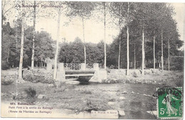 BOSMELEAC : PETIT PONT A LA SORTIE DU BARRAGE - Bosméléac