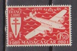 MADAGASCAR        N°  YVERT  :   PA  56  NEUF AVEC  CHARNIERES      ( CH   1/24 ) - Airmail