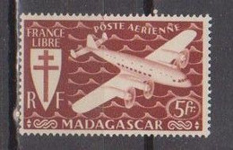 MADAGASCAR        N°  YVERT  :   PA  57  NEUF AVEC  CHARNIERES      ( CH   1/24 ) - Airmail