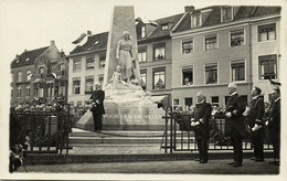 Nederland, DEN HELDER, Ceremonie Bij Het Marinemonument (1930) Fotokaart - Den Helder