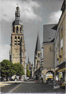 Vendome - La Tour Saint Martin Et L'église De La Trinité Vues De La Place Saint Martin - Vendome