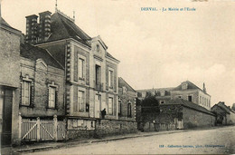 Derval * Rue De La Commune * La Mairie Et école * Hôtel De Ville - Derval