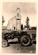 Tracteur Ancien De Marque FARMALL * Tractor * Thème Agricole Agriculture * Madagascar * Photo Ancienne Années 50 - Tractors