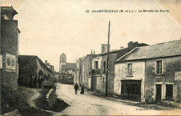 Champtoceaux * La Montée Du Bourg * Rue De La Commune * Villageois - Champtoceaux