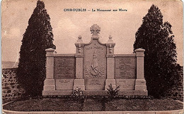 69 - CHIROUBLES --  Le Monument Aux Morts - Chiroubles