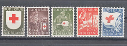 Netherlands 1953 Red Cross, Rode Kruis Mi#615-619 Mint Never Hinged - Ongebruikt