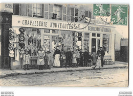 CPA 94 Creteil Devanture De Chapellerie Et Nouveautés Rue De Paris - Creteil
