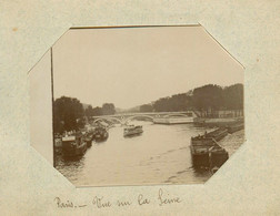 Paris * Vue Sur La Seine * Bateaux Et Péniches * Batellerie Barge Chaland Péniche Mouche * Photo Albuminée 1900 - La Seine Et Ses Bords