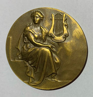 Médaille Bronze. Femme Avec Lyre. L'Harmonie Royale De Saint-Josse-Ten-Noode.  Reconnaissante 1953 - Professionali / Di Società